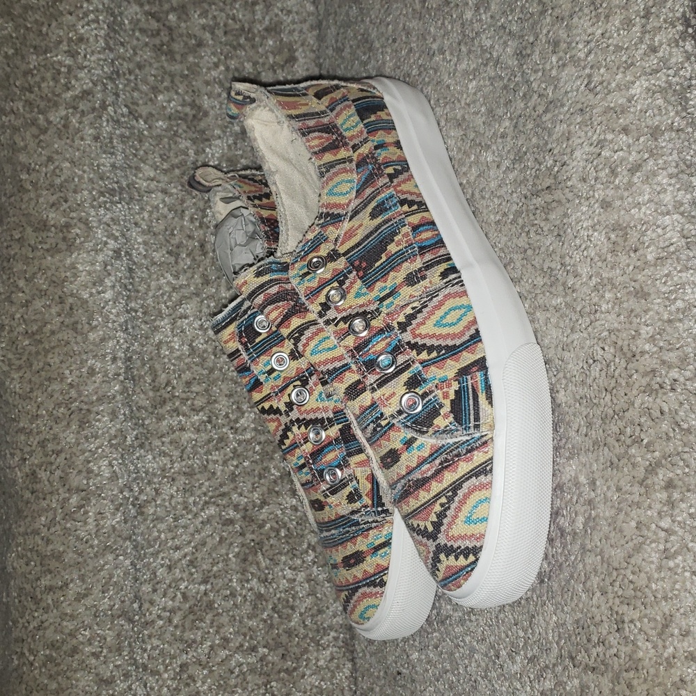 COPY - Pink Aztec Babalu nib corkys Size 6,7,8,9 And 10 No String Slip Ons
